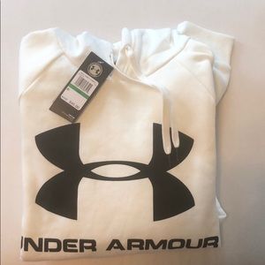 Under Armour sweatshirt